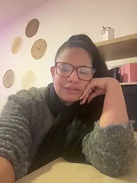 Snapshot of MelOnlyOf chatting on 12, 2, 2026 MelOnlyOf online show from 12, 2, 2026