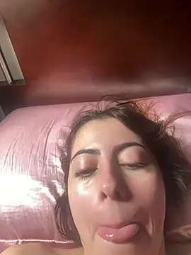 lilasun17 online show from 20, 4, 2026