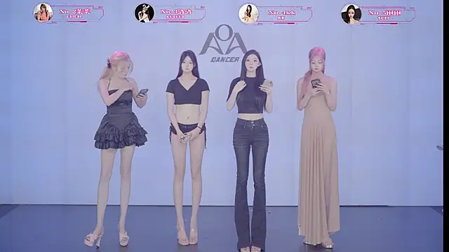 Snapshot of __AOA__ chatting on 28, 6, 2026 AOA online show from 28, 6, 2026
