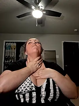 RavenOnyx online show from 9, 2, 2026