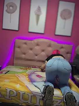 Snapshot of Karolaiin_LS chatting on 21, 2, 2026 Karolaiin LS online show from 21, 2, 2026