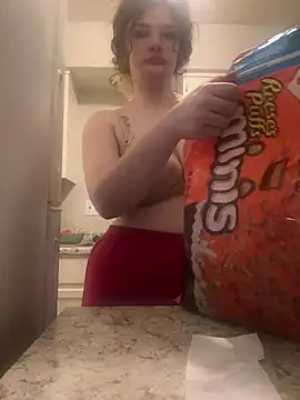 Snapshot of flowergirl88 chatting on 28, 2, 2026 flowergirl88 online show from 28, 2, 2026