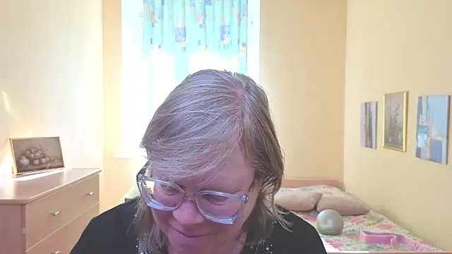 Emma Eclipsee online show from 15, 3, 2026