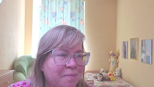 Snapshot of Emma_Eclipsee chatting on 16, 5, 2026 Emma Eclipsee online show from 16, 5, 2026
