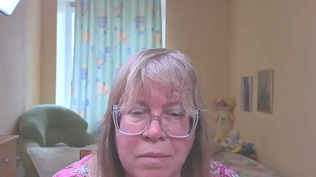 Snapshot of Emma_Eclipsee chatting on 17, 5, 2026 Emma Eclipsee online show from 17, 5, 2026