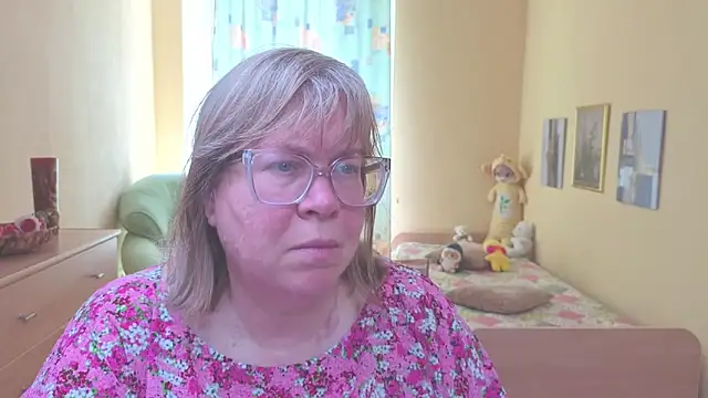 Snapshot of Emma_Eclipsee chatting on 16, 5, 2026 Emma Eclipsee online show from 16, 5, 2026