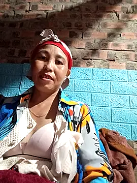 lena-cute online show from 19, 2, 2026