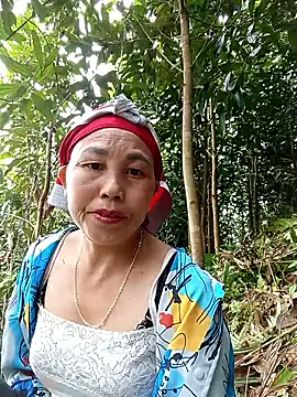 lena-cute online show from 3, 2, 2026