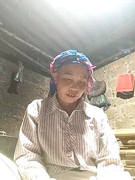 lena-cute online show from 2, 5, 2026