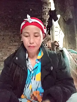 lena-cute online show from 5, 3, 2026