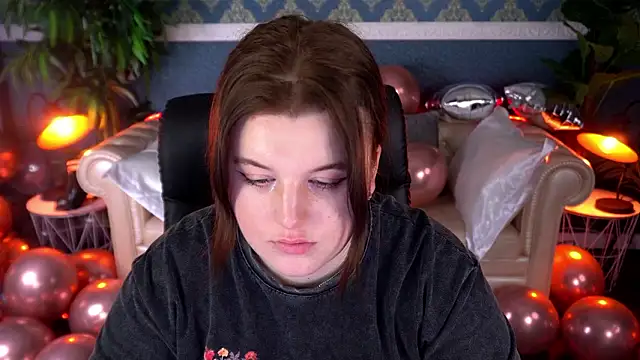 Snapshot of KristiFoxy chatting on 2, 2, 2026 KristiFoxy online show from 2, 2, 2026