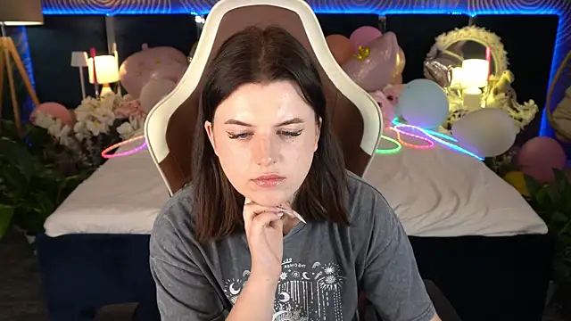 Snapshot of KristiFoxy chatting on 19, 7, 2026 KristiFoxy online show from 19, 7, 2026
