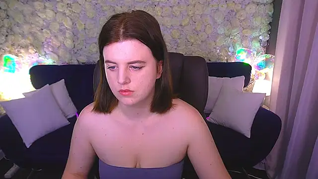 Snapshot of KristiFoxy chatting on 11, 6, 2026 KristiFoxy online show from 11, 6, 2026