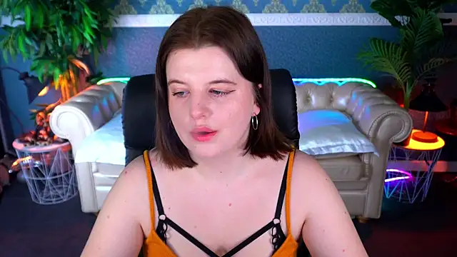 KristiFoxy online show from 11, 4, 2026