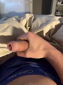 Robertocavall online show from 5, 3, 2026