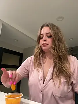 xxlivecouple online show from 15, 2, 2026