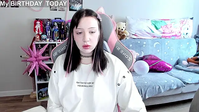 Snapshot of MollysLand chatting on 26, 6, 2026 MollysLand online show from 26, 6, 2026