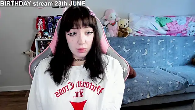 Snapshot of MollysLand chatting on 16, 6, 2026 MollysLand online show from 16, 6, 2026