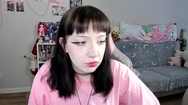 MollysLand online show from 1, 6, 2026