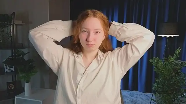 Snapshot of MaraButtrey chatting on 8, 2, 2026 MaraButtrey online show from 8, 2, 2026