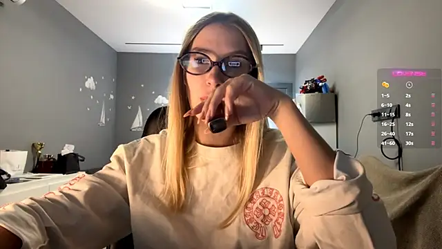 Snapshot of SoftnessMila chatting on 14, 2, 2026 SoftnessMila online show from 14, 2, 2026