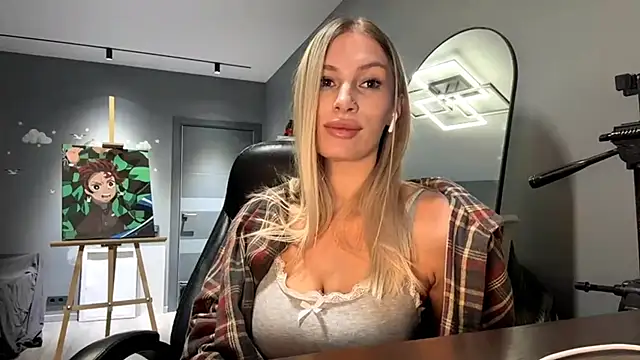 Snapshot of SoftnessMila chatting on 2, 2, 2026 SoftnessMila online show from 2, 2, 2026