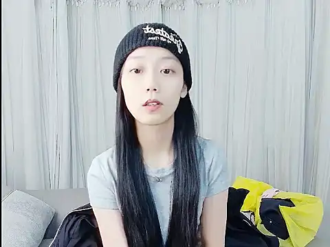 Snapshot of HUIZI8 chatting on 2, 2, 2026 HUIZI8 online show from 2, 2, 2026