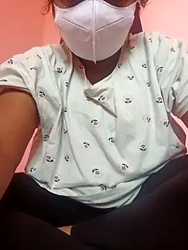 Snapshot of vyshali_vyshu chatting on 13, 2, 2026 vyshali vyshu online show from 13, 2, 2026