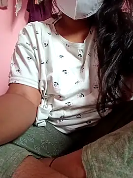 Snapshot of vyshali_vyshu chatting on 28, 2, 2026 vyshali vyshu online show from 28, 2, 2026