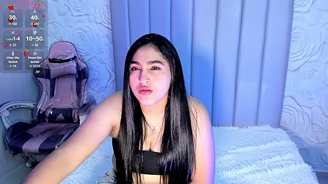 Lya dubois  online show from 28, 2, 2026