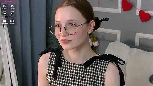 Snapshot of EmmaSagge chatting on 15, 6, 2026 EmmaSagge online show from 15, 6, 2026