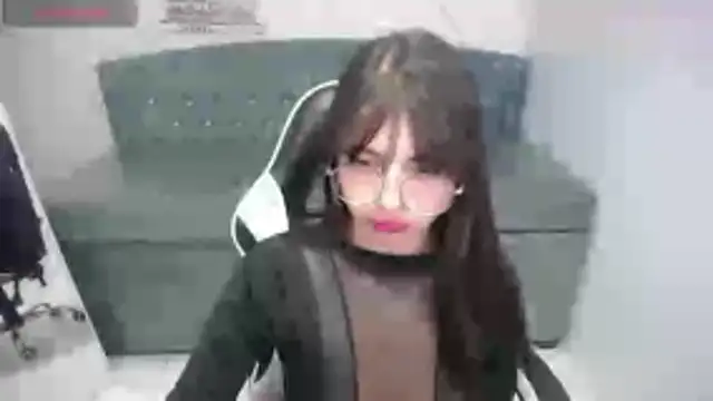 elizabeth t  online show from 16, 4, 2026