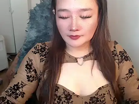 UrLovelyWetPussy online show from 21, 2, 2026