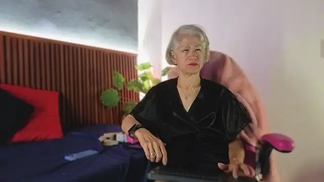 miss monserrate01 online show from 7, 2, 2026