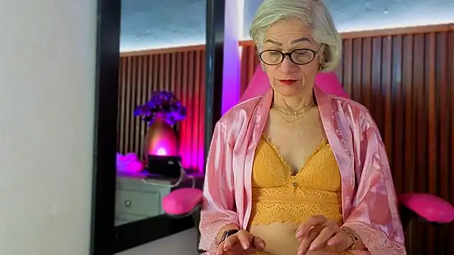 miss monserrate01 online show from 28, 3, 2026