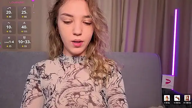 alice charm  online show from 25, 4, 2026