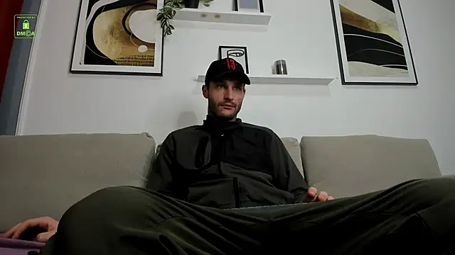 Snapshot of Deymond_Russo chatting on 3, 3, 2026 Deymond Russo online show from 3, 3, 2026