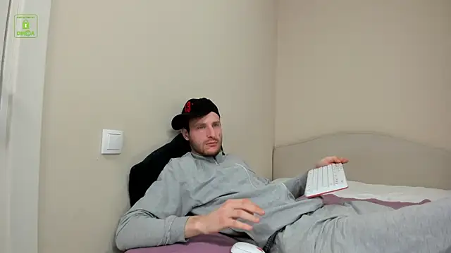 Snapshot of Deymond_Russo chatting on 17, 2, 2026 Deymond Russo online show from 17, 2, 2026