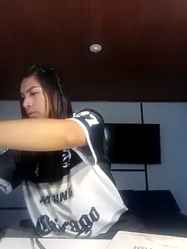 Snapshot of MeelFox chatting on 24, 2, 2026 MeelFox online show from 24, 2, 2026