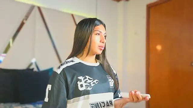 Snapshot of MeelFox chatting on 14, 2, 2026 MeelFox online show from 14, 2, 2026