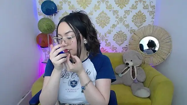 Snapshot of ALISS_M_ chatting on 17, 2, 2026 ALISS M online show from 17, 2, 2026