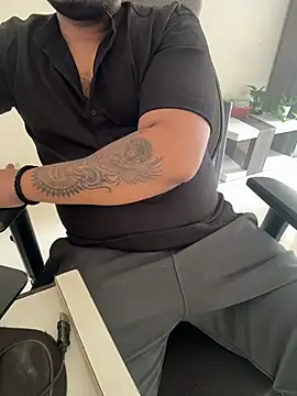 Rah0091 online show from 12, 2, 2026