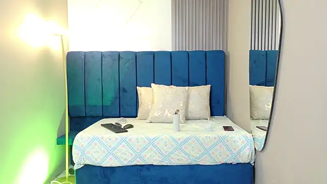 Snapshot of rouxinferno_cr chatting on 12, 2, 2026 rouxinferno cr online show from 12, 2, 2026