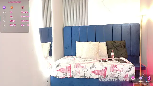 Snapshot of rouxinferno_cr chatting on 15, 2, 2026 rouxinferno cr online show from 15, 2, 2026