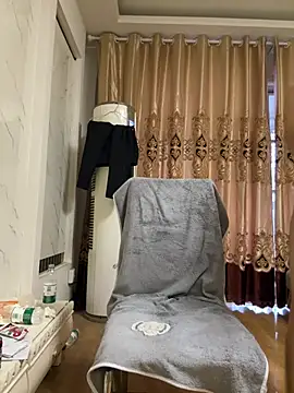 LXR77887 online show from 15, 2, 2026