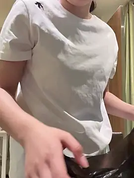 LXR77887 online show from 28, 4, 2026