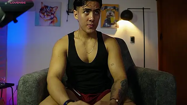 TaylerCross  online show from 12, 3, 2026