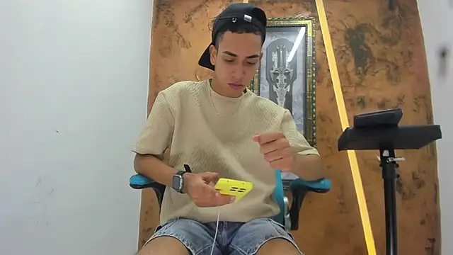 Snapshot of David_Bigcock20 chatting on 14, 2, 2026 David Bigcock20 online show from 14, 2, 2026