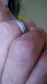 Snapshot of PastingForgiver chatting on 11, 4, 2026 PastingForgiver online show from 11, 4, 2026