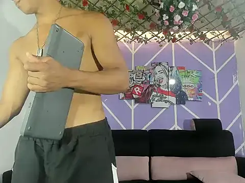 Yoel hot2004 online show from 3, 4, 2026